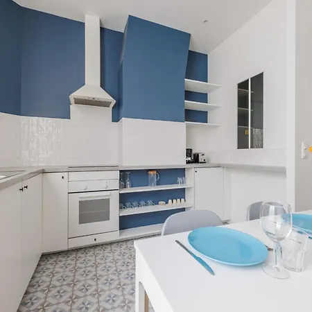 Appt 1 Bdr 2p Near Buttes Chaumont