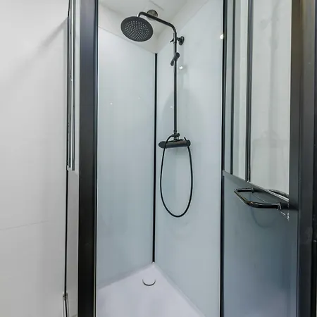 Appartement Appt 1 Bdr 2p Near Buttes Chaumont *